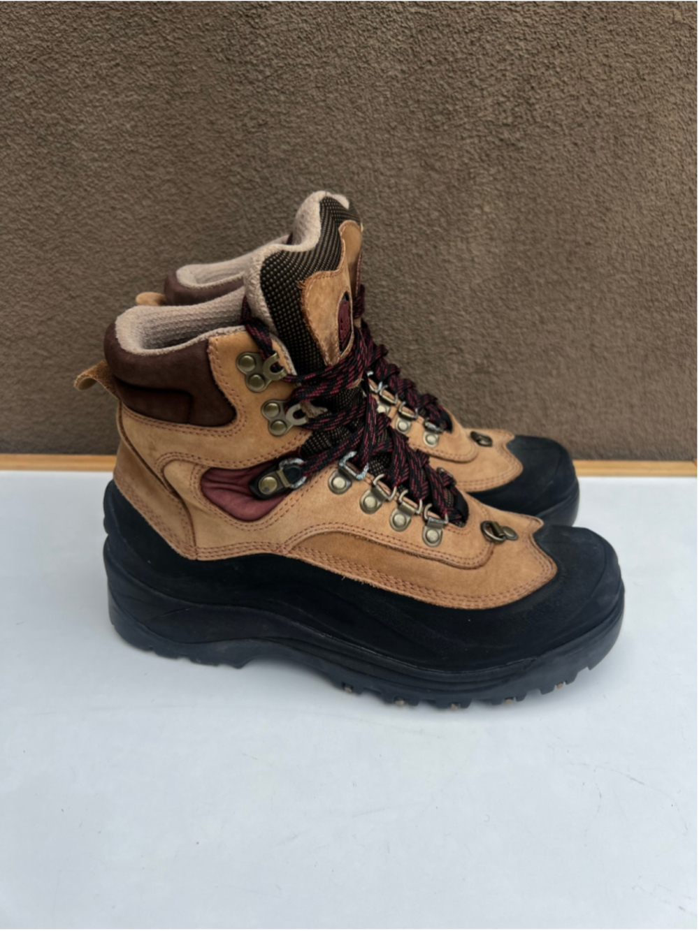SOREL Asystec Brown Leather Waterproof Insulated Hiker Boots Womens Size 9